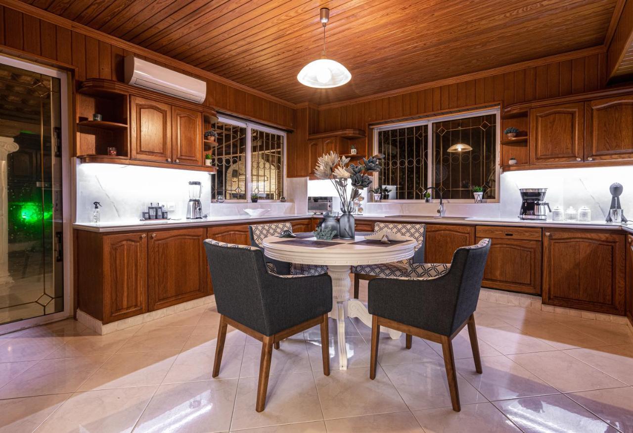Galadriel Villa With Private Pool & Jacuzzi Kato Yerakarion Zewnętrze zdjęcie