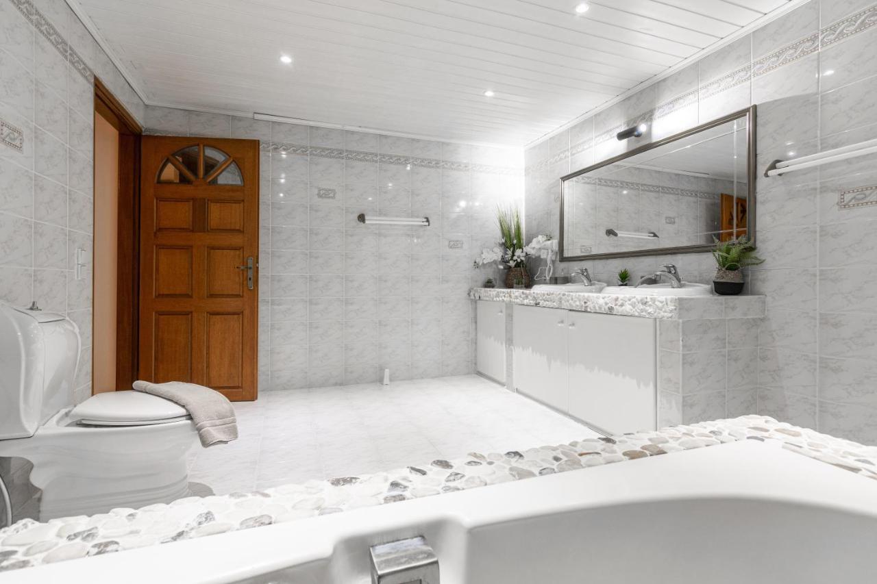 Galadriel Villa With Private Pool & Jacuzzi Kato Yerakarion Zewnętrze zdjęcie